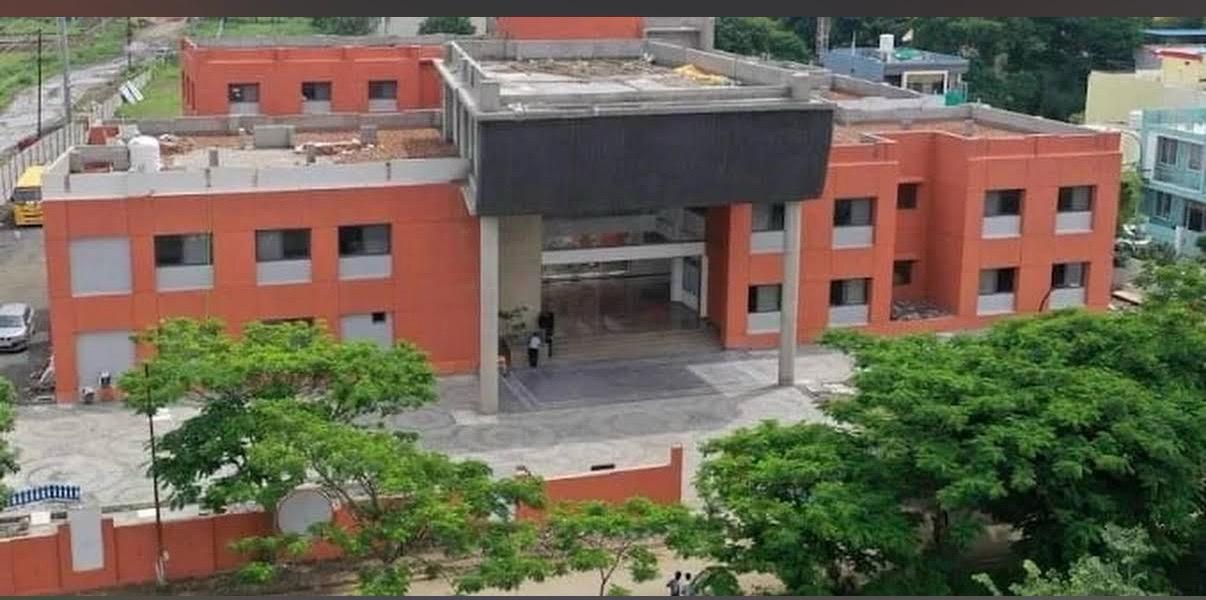 Radcliffe School